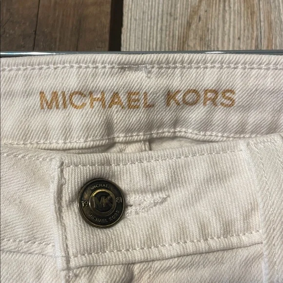Michael Kors Women's Off-White Cropped Jeans - Picture 3 of 6